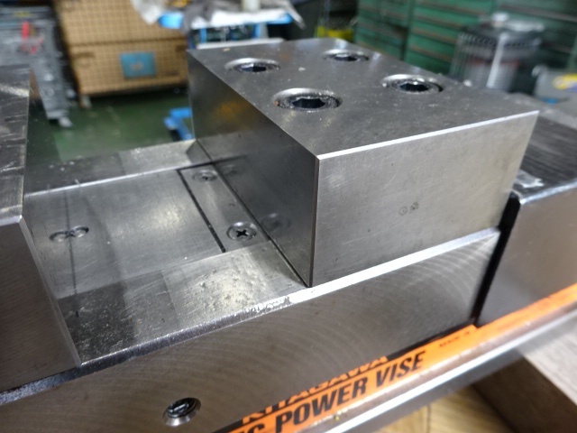 Kitagawa VQX-100 Vice Image 4