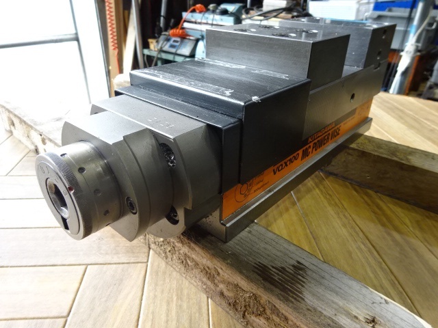 Kitagawa VQX-100 Vice Image 6