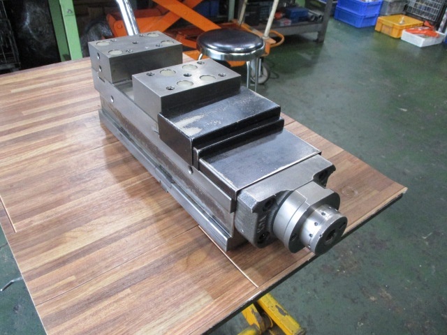 Kitagawa VQX-125N Vice Image 2