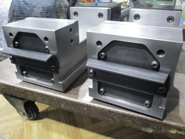 TSUDAKOMA VJ-150 Vice Image 3