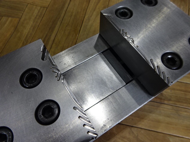 津田駒工業 VP-100 バイス の画像 6枚目