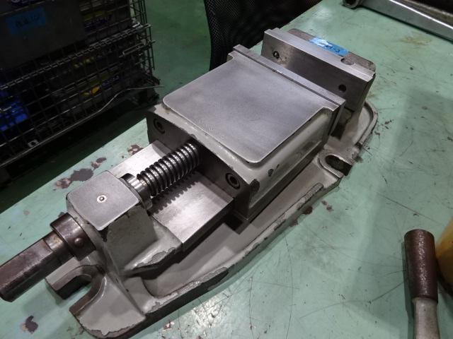 津田駒工業 150-VG バイス の画像 3枚目