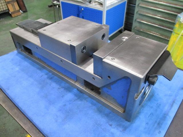 ナベヤ ERON LTFV-150 バイス の画像 1枚目