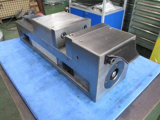 ナベヤ ERON LTFV-150 バイス の画像 1枚目