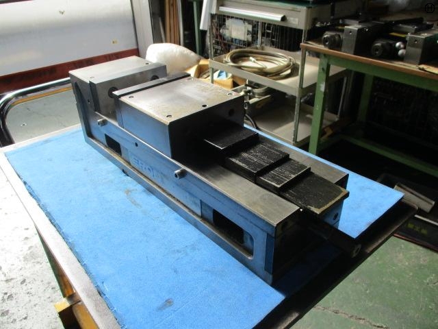 ナベヤ ERON LTFV-150 バイス の画像 2枚目