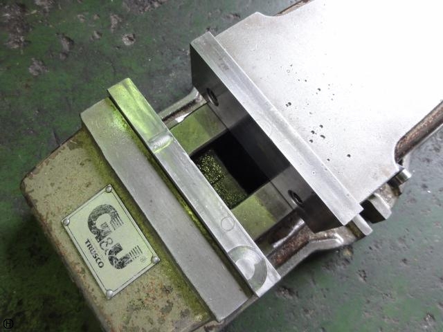 TRUSCO NAKAYAMA  Vice Image 4