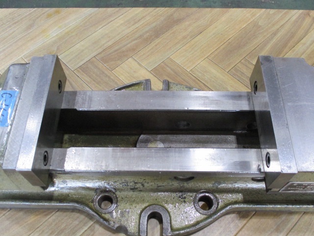 TAKEDA MACHINE TOOLS TK-150HVS Vice Image 6