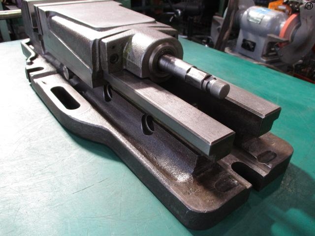 TAKEDA MACHINE TOOLS TK-150HVS Vice Image 2