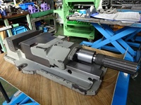 津田駒工業 VH-200 バイス C-1710 の画像