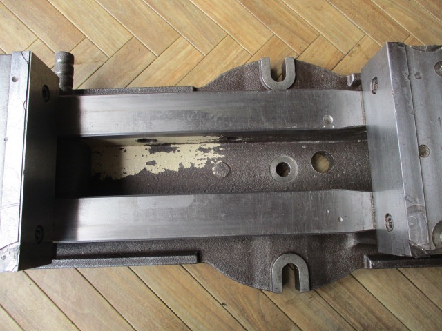 TSUDAKOMA VH-200 Vice Image 2