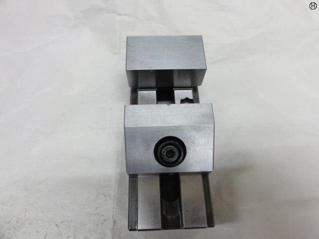 SAKAE SEIKI PV-50 Vice Image 2