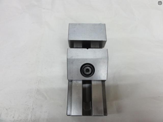 SAKAE SEIKI PV-50 Vice Image 2