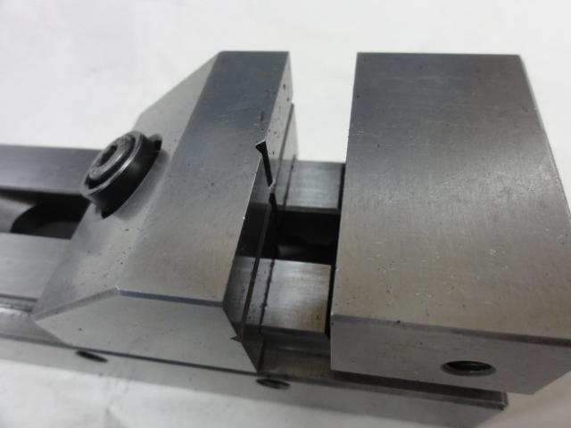 SAKAE SEIKI PV-50 Vice Image 4