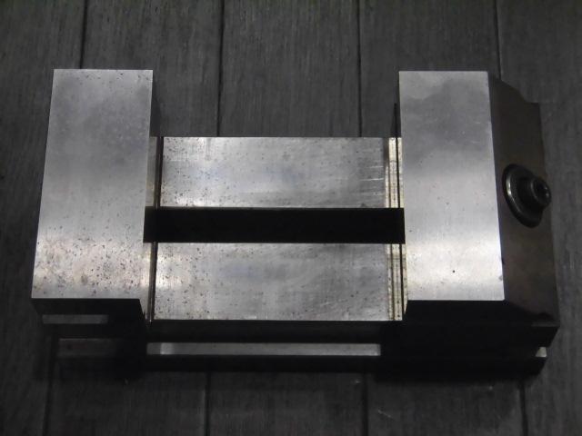 SAKAE SEIKI  Vice Image 5