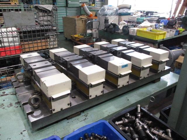 津田駒工業 DVZ-100 バイス の画像 3枚目