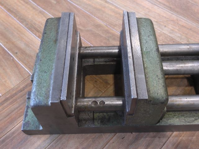 ナベヤ ERON EVS100-4 バイス の画像 3枚目