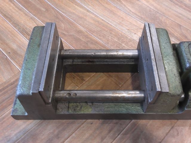 ナベヤ ERON EVS100-4 バイス の画像 4枚目