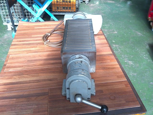 日進精機 270RC マグネットチャック の画像 5枚目