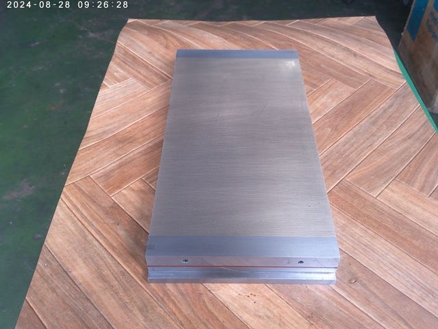 KANETSU RMWH-2040A Magnet Chuck Image 3