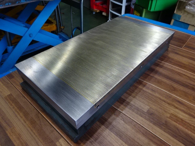 FUJI JIKOH PFAM200X400 Magnet Chuck Image 2