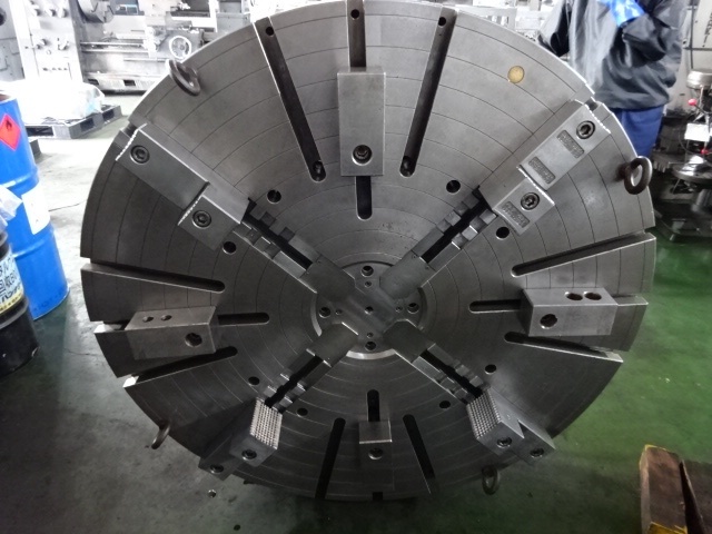 KAWATATEC φ1250 Lathe Chuck Image 2
