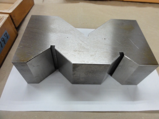 UNI SEIKI A型150 V Block and M Block Image 2