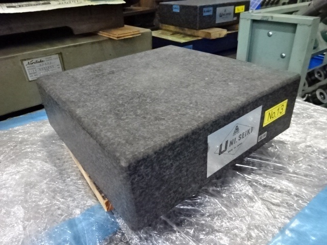 UNI SEIKI 300X300X90 Surface plate (Long side 0.00m~) Image 1