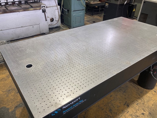 Newport 2000X1000X200(h) Surface plate (Long side 2.00m~) Image 3