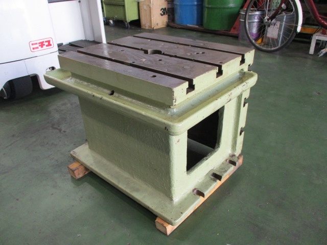  610X500X500(h) Mass Block and Radial Drilling Image 4