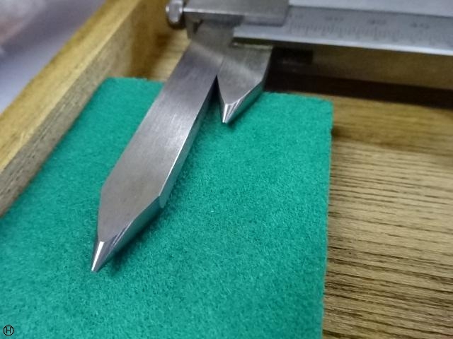 Mitutoyo NT10P-30 Vernier calipers Image 4