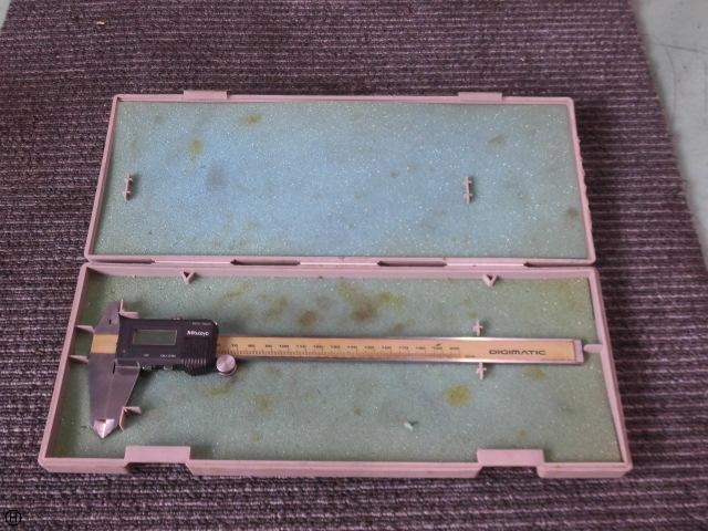 Mitutoyo CD-20 Vernier calipers Image 1