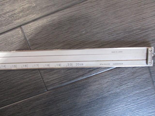 ミツトヨ 200mm ノギス の画像 3枚目