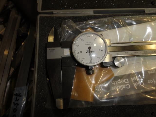 Mitutoyo D-20 Vernier calipers Image 2