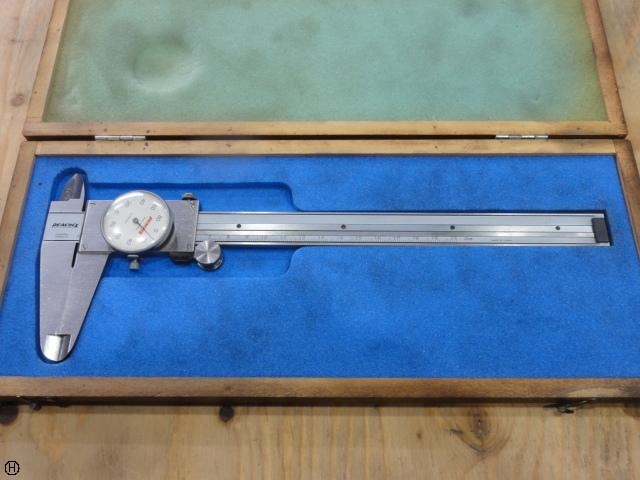 尾崎製作所 PEACOCK VM-200 ノギス の画像 1枚目