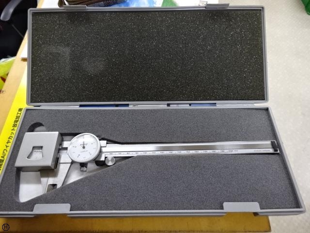 ミツトヨ 200mm ノギス の画像 1枚目