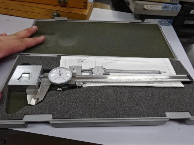 ミツトヨ 200mm ノギス の画像 1枚目