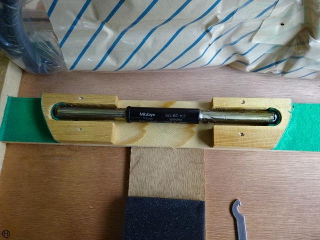 Mitutoyo M810-200 Micrometer (Outer) Image 4