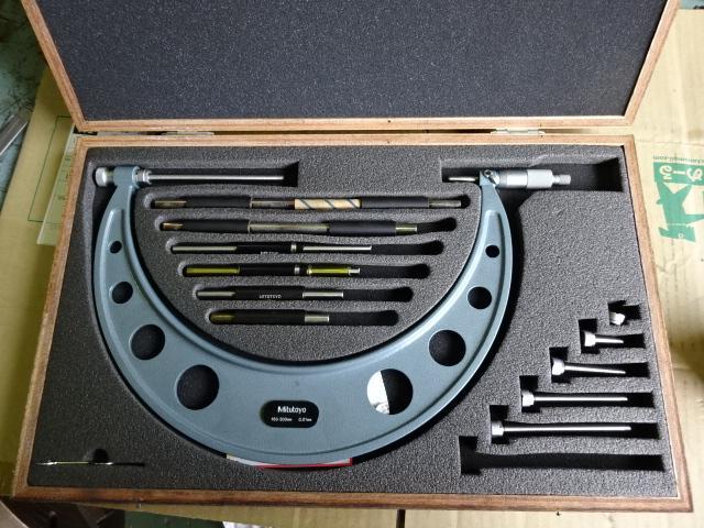 Mitutoyo M810-200 Micrometer (Outer) Image 7