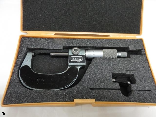 Mitutoyo M820-50 Micrometer (Outer) Image 1
