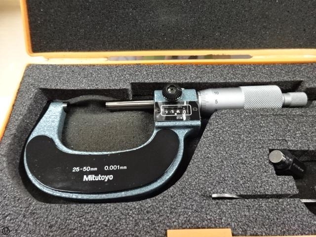 ミツトヨ M820-50 25-50 マイクロメーター（外側） の画像 1枚目