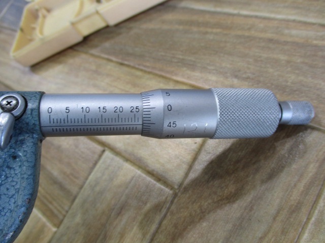 Mitutoyo M110-25 Micrometer (Outer) Image 2