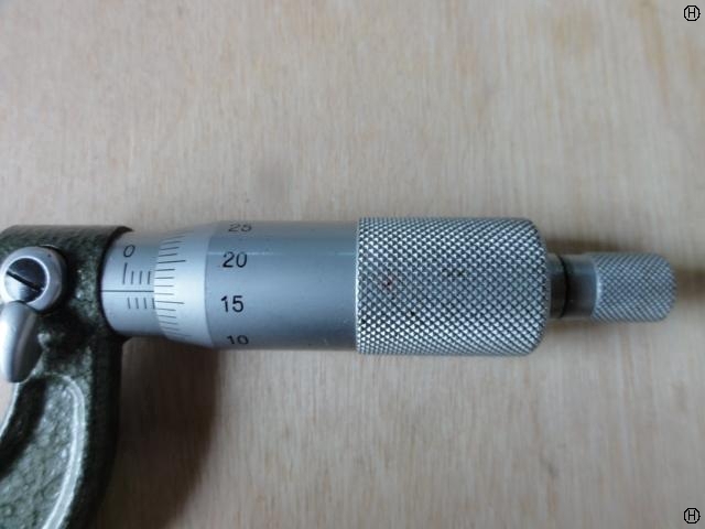 Mitutoyo M110-25 Micrometer (Outer) Image 2