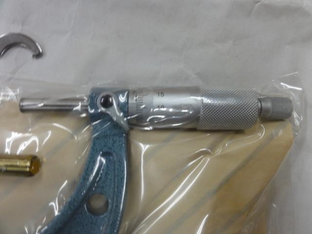 Mitutoyo OM-100 Micrometer (Outer) Image 5