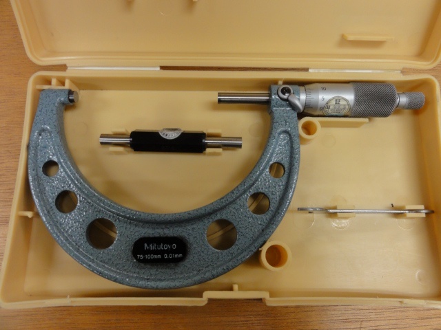 Mitutoyo OM-100 Micrometer (Outer) Image 1
