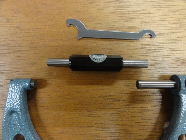 Mitutoyo OM-100 Micrometer (Outer) Image 2