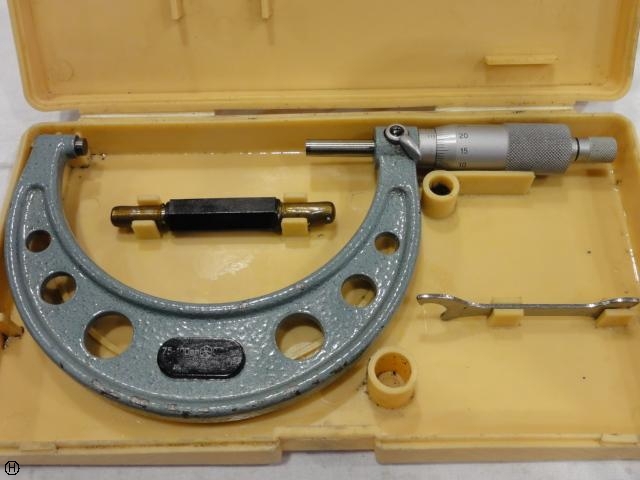 Mitutoyo OM-100 Micrometer (Outer) Image 1