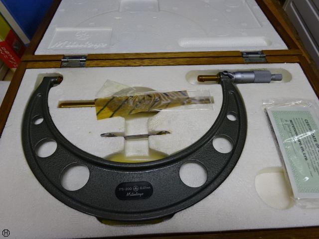 Mitutoyo OM-200 Micrometer (Outer) Image 1