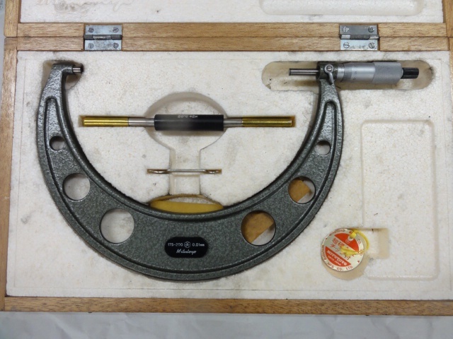 Mitutoyo OM-200 Micrometer (Outer) Image 1