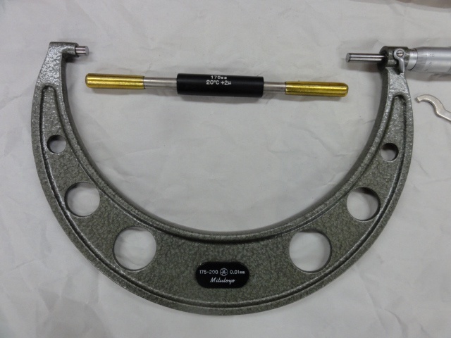 Mitutoyo OM-200 Micrometer (Outer) Image 2