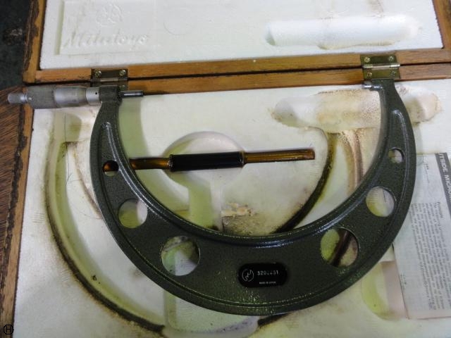 Mitutoyo OM-200 Micrometer (Outer) Image 4
